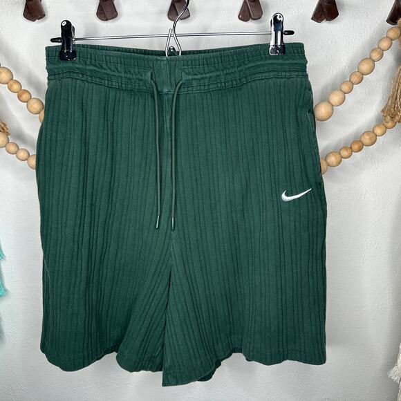 Nike Mini Swoosh Ribbed Jersey Baller Shorts - Picture 1 of 3